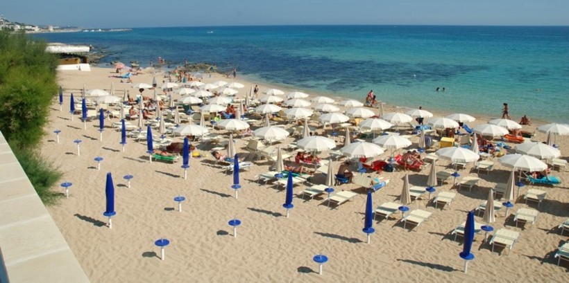 spiaggia lido MArini