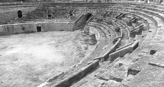 Storia del salento, anfiteatro Lecce